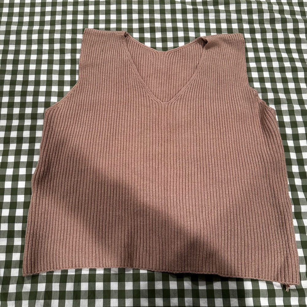 Women's Ribbed V-Neck Tank Top